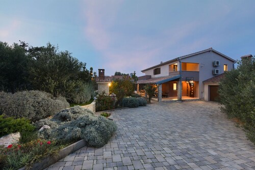 Villa Trabakul ZadarVillas