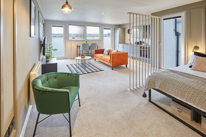 Host & Stay | Bowler's Retreat