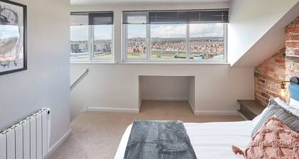 Host & Stay | Wicket View @ North Marine House