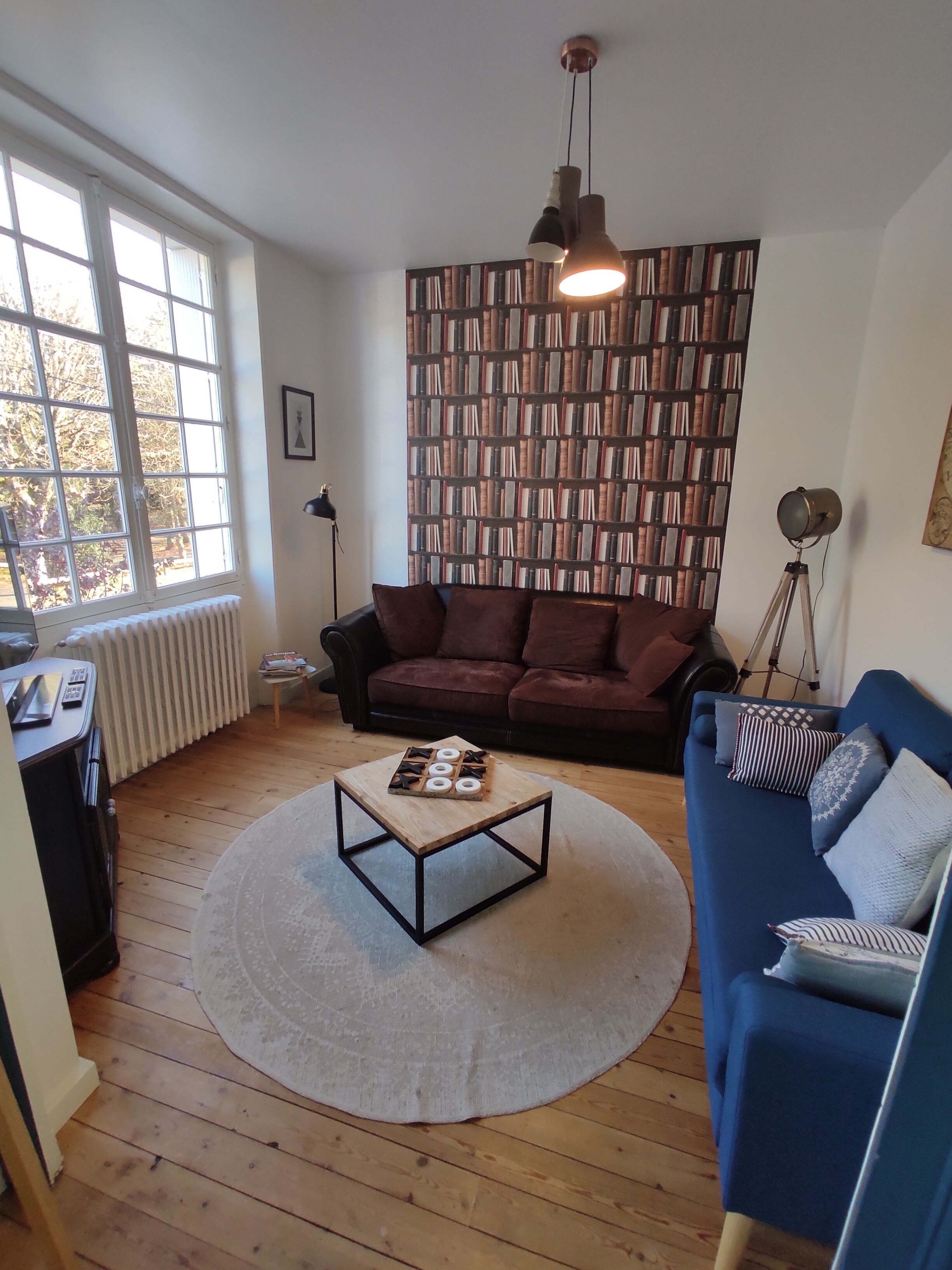 Typical 3 bedroom house 200m from the market, the port and the beach