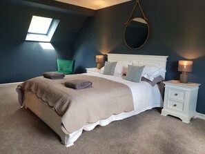 3 Schlafzimmer, Bügeleisen/Bügelbrett, WLAN, Bettwäsche