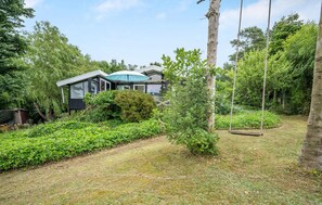 Property grounds - Cozy home in Ebeltoft with sauna (Ebeltoft)