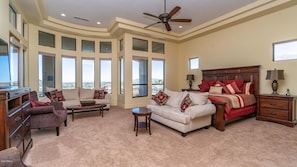 6 bedrooms, desk, iron/ironing board, free WiFi - INCREDIBLE, City and Mountain Views!!  The best Arizona SUNSET views!  (Gold Canyon)