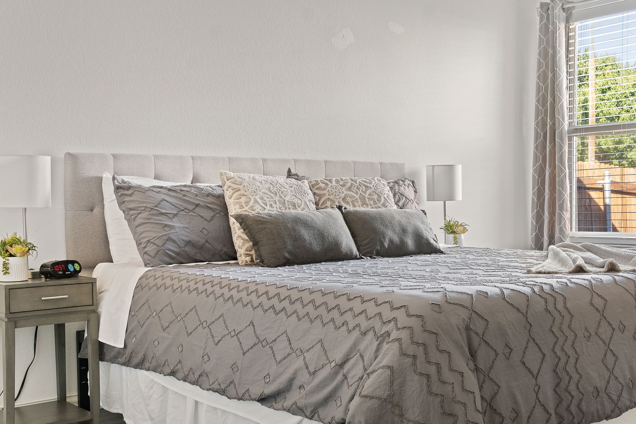 Modern 3 Bedrooms Home Just 5 minutes to Deep Ellum