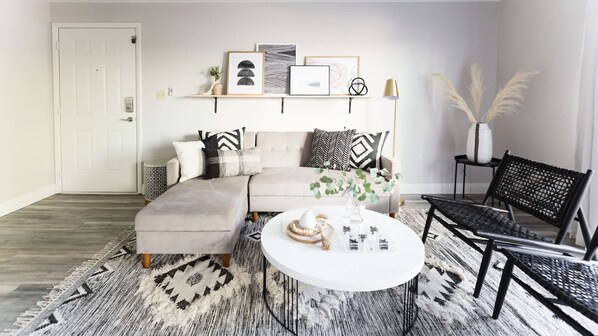 Condo (2 Bedrooms) | Living area
