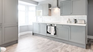 House | Private kitchen | Full-size fridge, microwave, oven, stovetop