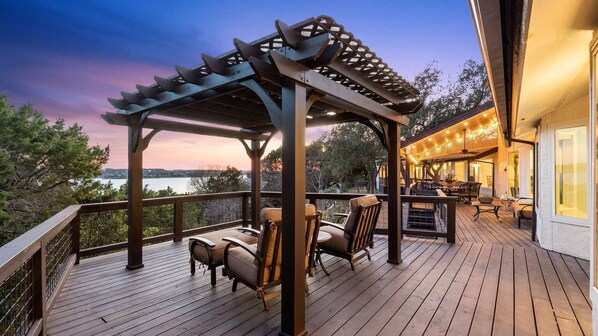 Terrace/patio - Second Wind | 4 Bed, 3 Bath (Canyon Lake)