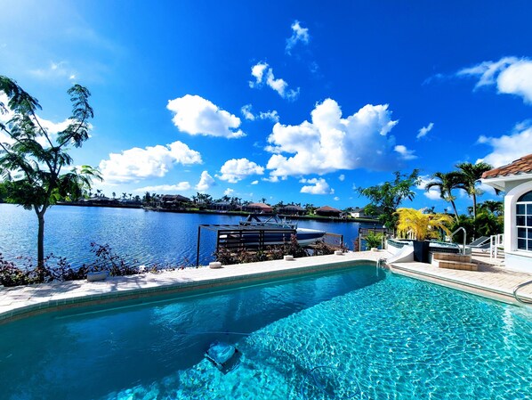 Outdoor pool, a heated pool