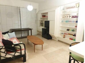 Nicht klassifiziertes Bild, 4 von 49, Schaltfläche