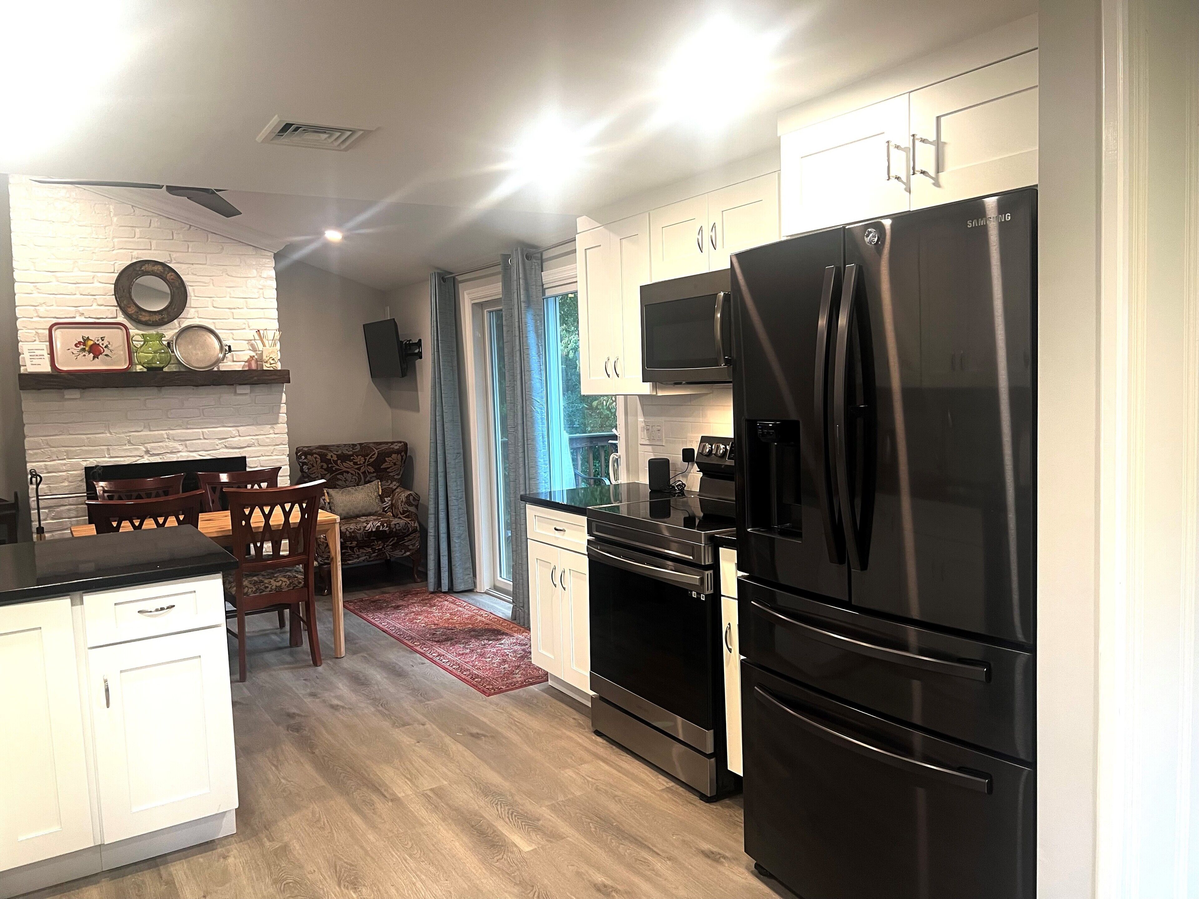 Cottage Near Cedar Beach