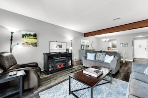 Smart TV, fireplace