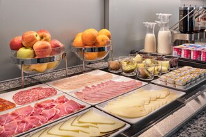 Breakfast meal - B&B Hotel Elche (Elche)