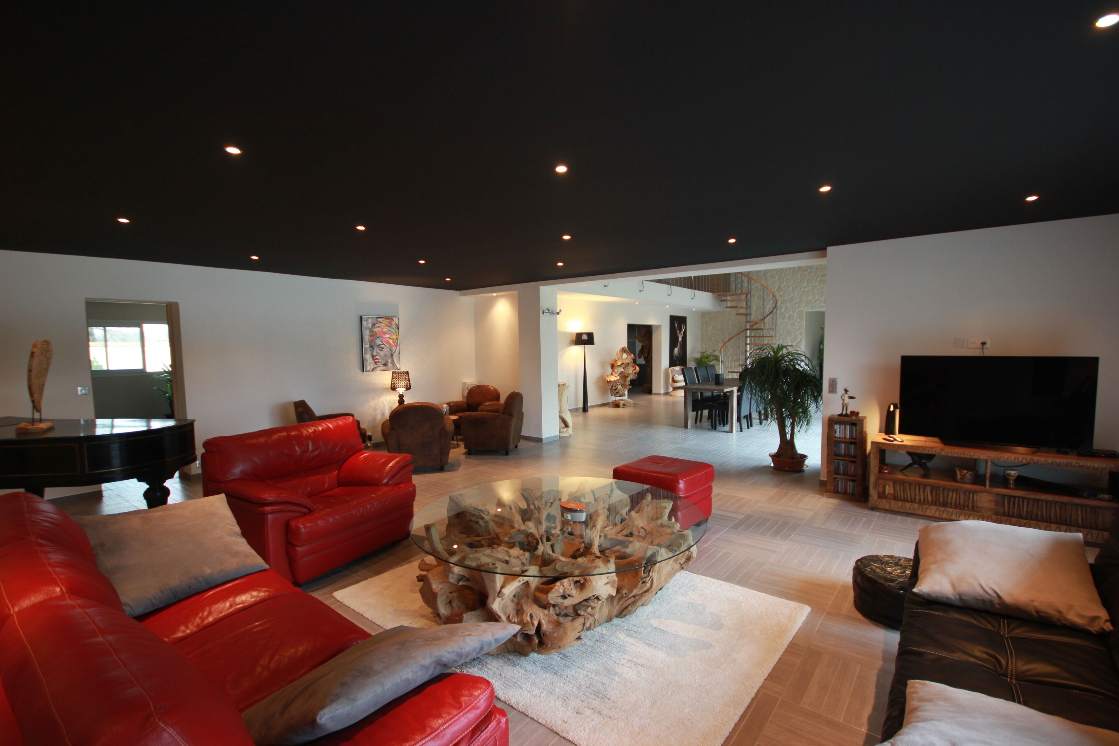 MAGIC, SPACIOUS AND LUMINOUS PLACE