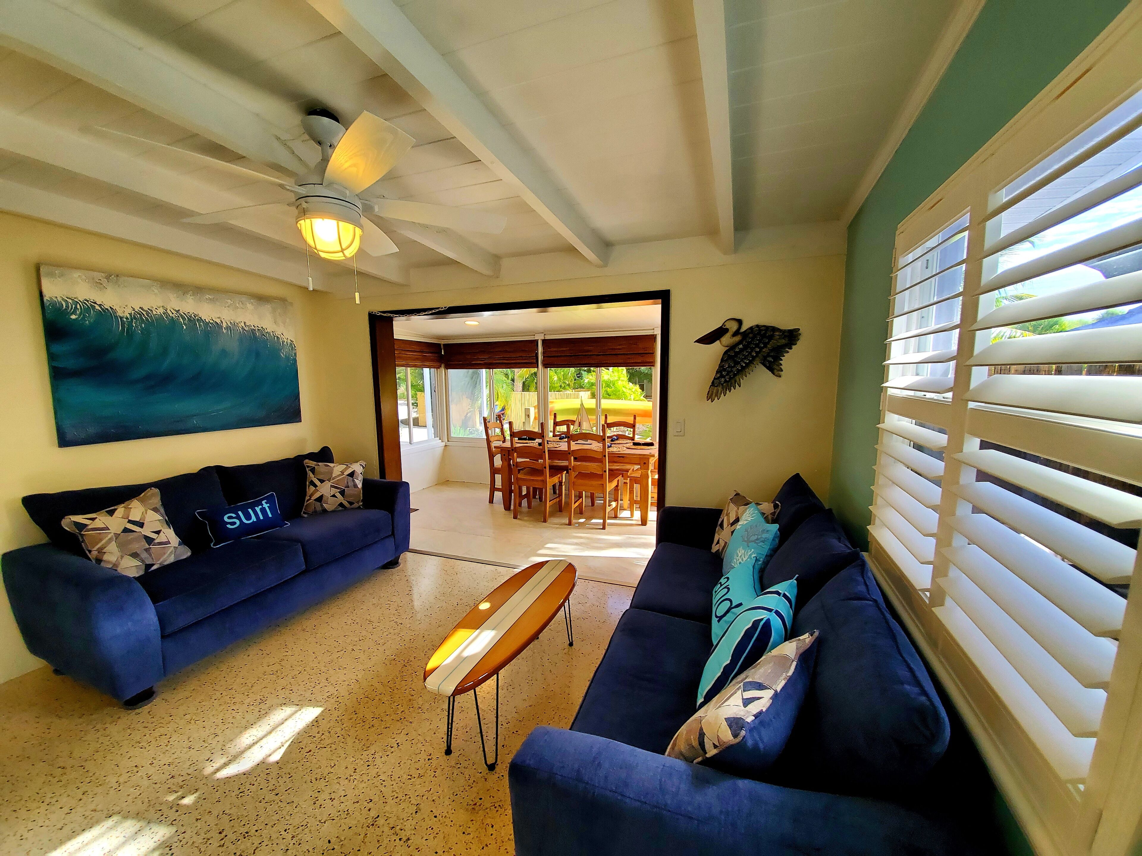 Heated Pool! Free Bikes, Kayaks, Sups! One of a kind on Manasota Key!