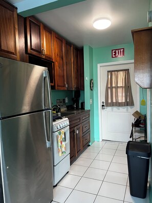 Fridge, microwave, oven, stovetop - Paradise at the Waters Edge at Cabrita By The Sea includes Wifi (Red Hook)