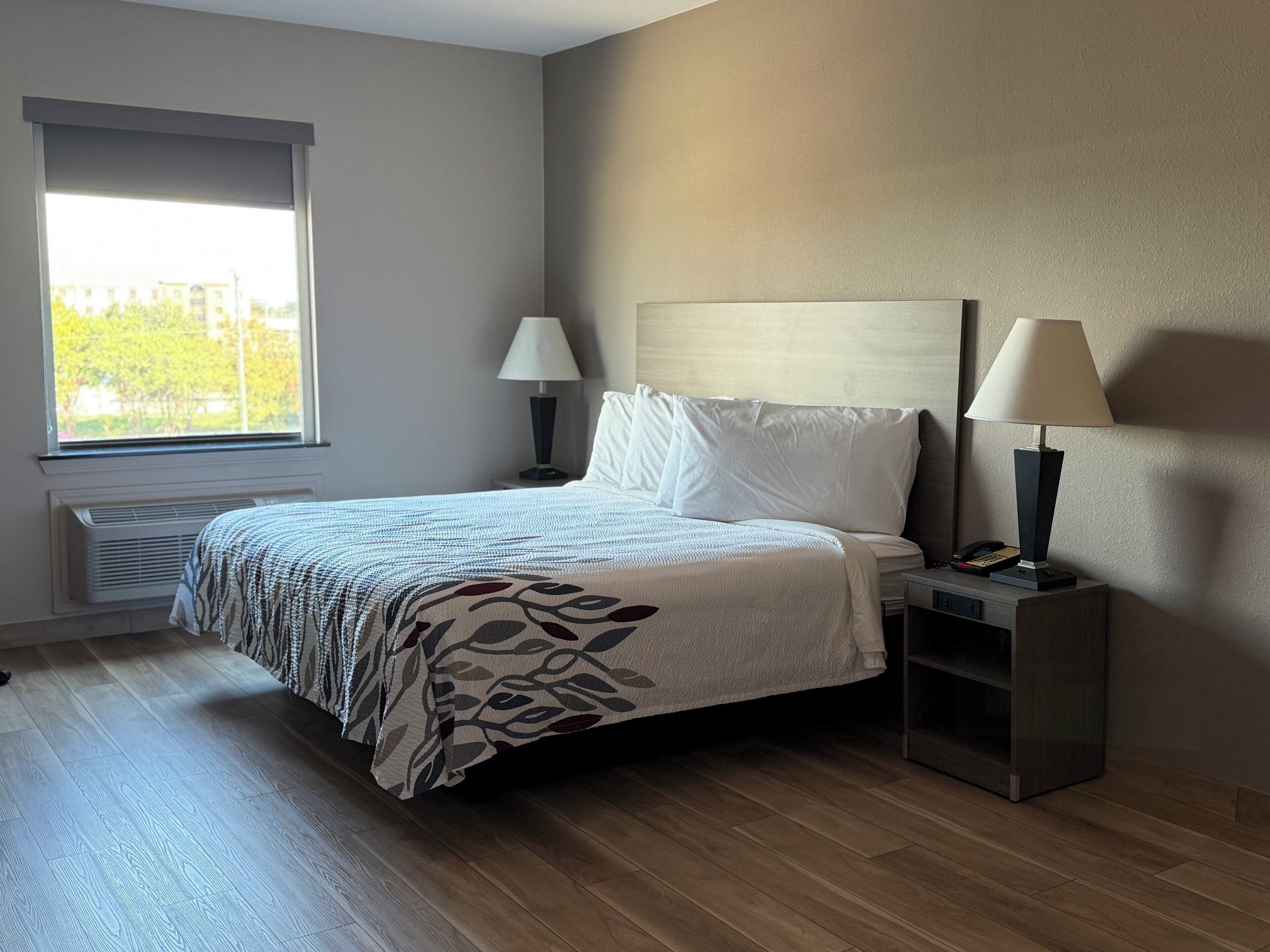 Chambre Deluxe, 1 très grand lit, non-fumeur | Bureau, espace de travail pour ordinateurs portables