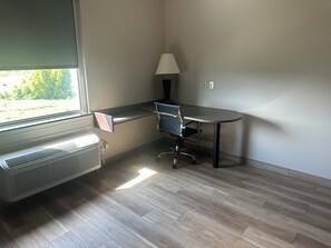 Superior Room, 1 King Bed, Non Smoking