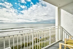 House | Balcony