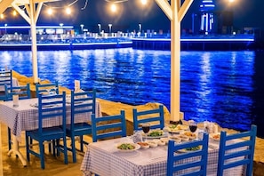 Outdoor dining - A Good Life Utopia Family Resort (Alanya)