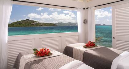 Great Bay Condominiums located at The Ritz-Carlton Club, St Thomas
