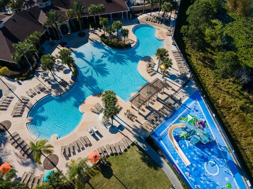 4 Masters, wifi, private pool, Ultimate gameroom, resort community, 3mi to WDW