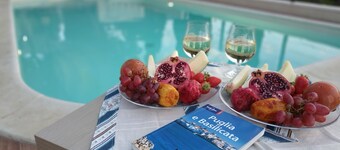 Villa dei Colori, for families and groups of friends, in the hills of Monopoli