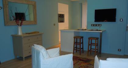 STUDIO Classé 3 étoiles-Parking-wifi -Centre historique-