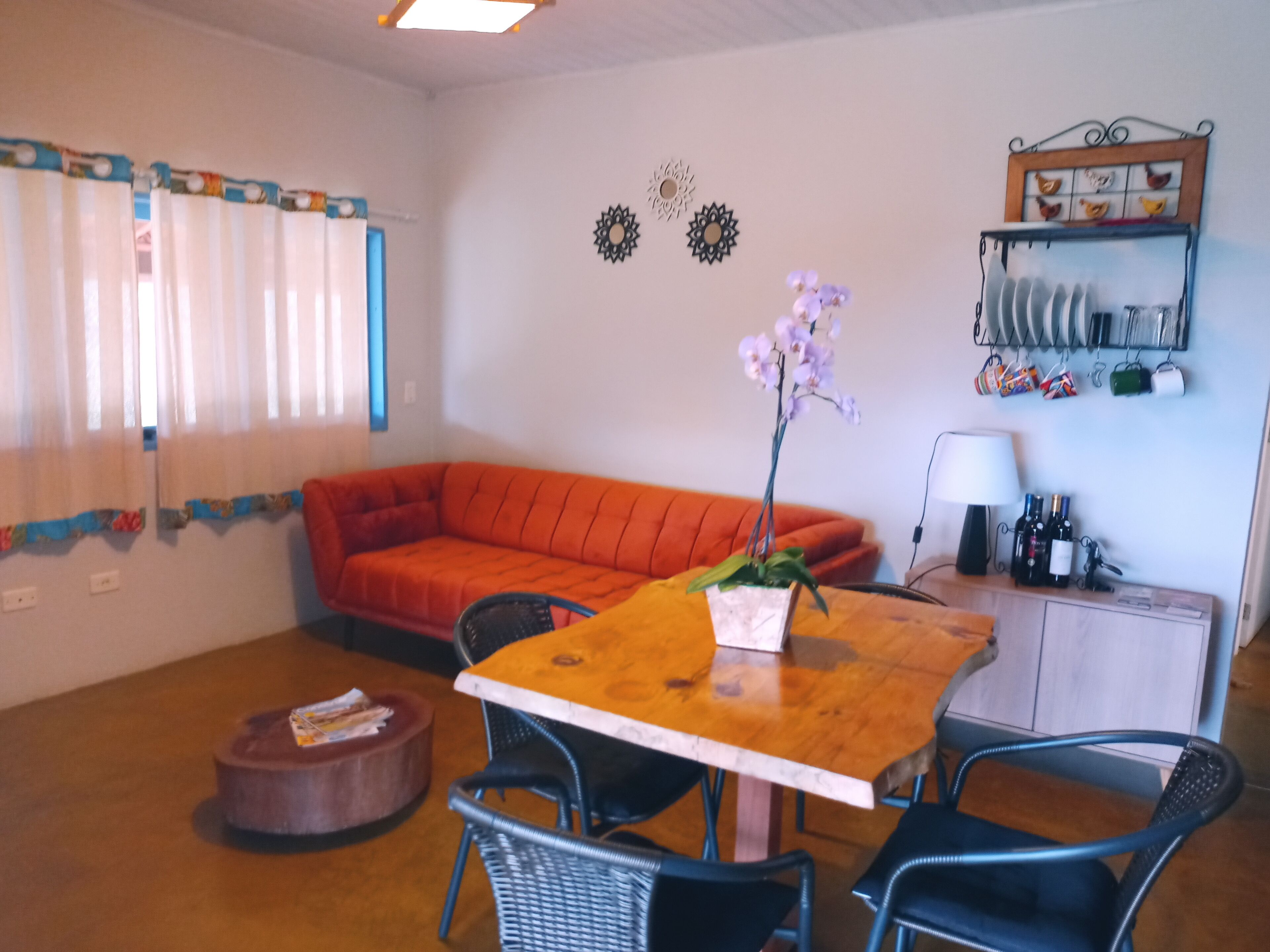 Smart-TV, Kamin, DVD-Player