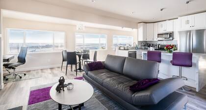 AMAZING PANORAMIC WATER VIEWS! AC/WATER VIEW DECK/FIRE PIT/BBQ NEW FAMILY RESORT