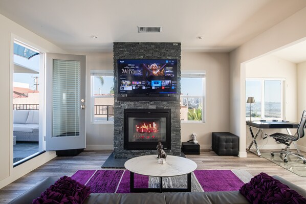 Smart TV, fireplace, offices
