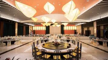 تناول الطعام