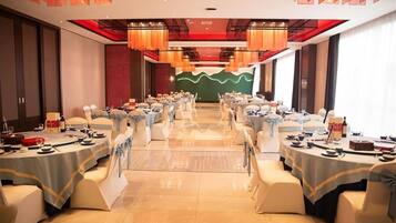 تناول الطعام