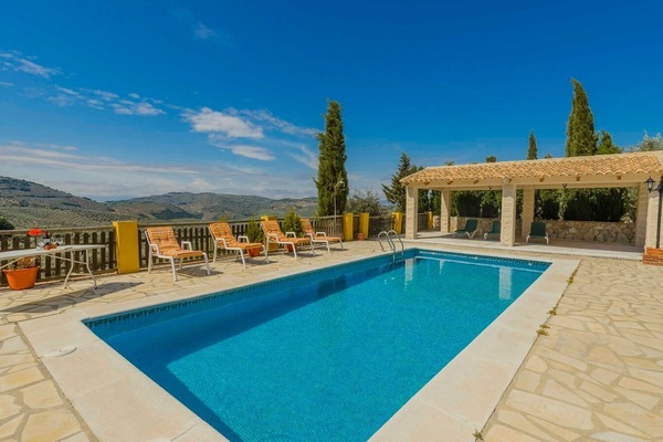 Casas de Paquita - El Establo Montefrío by Ruralidays