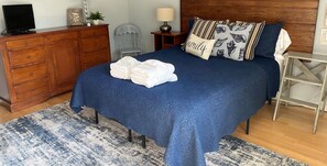 3 bedrooms, free WiFi, bed sheets