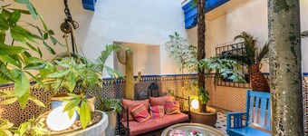 El Patio Andaluz de Vélez Vélez-Málaga by Ruralidays
