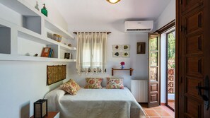 4 Schlafzimmer, Bügeleisen/Bügelbrett, WLAN