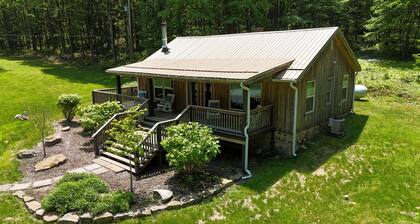 Uber Private, Luxury Cabin minutes from downtown Ohiopyle