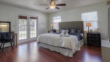 3 Schlafzimmer, Bügeleisen/Bügelbrett, kostenloses WLAN, Bettwäsche