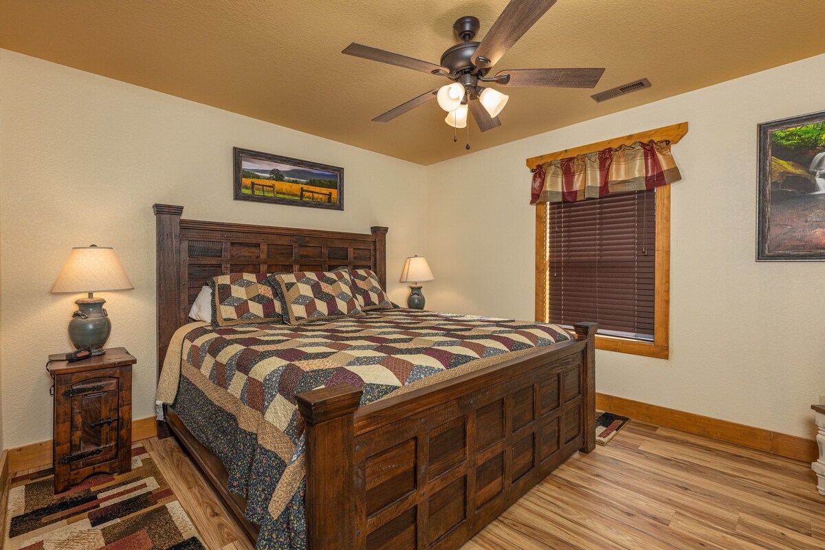Photo 84 of 4BR, Indoor pool, game room, hot tub. Free attraction tickets!