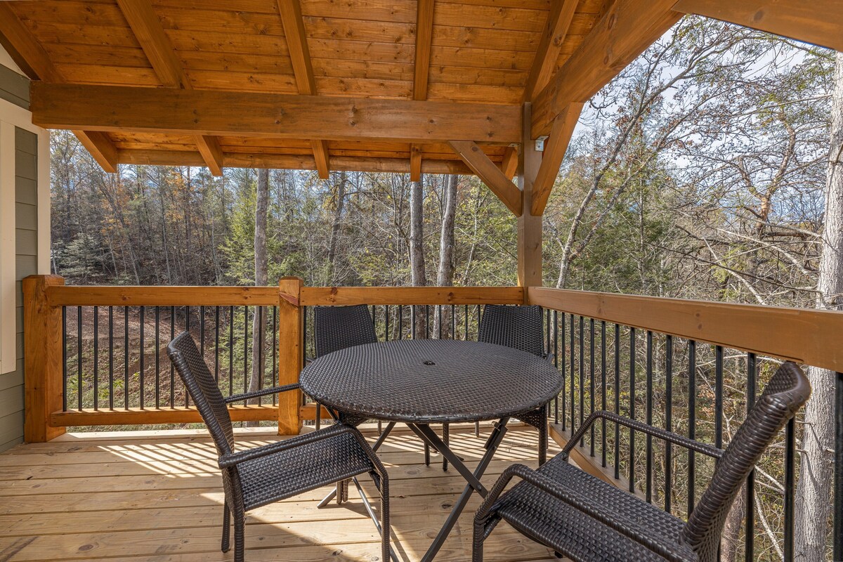 Photo 94 of 4BR, Indoor pool, game room, hot tub. Free attraction tickets!
