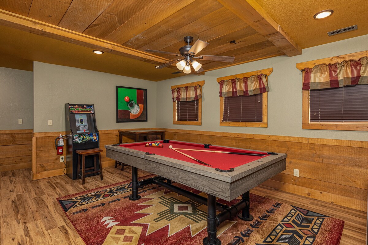 Photo 65 of 4BR, Indoor pool, game room, hot tub. Free attraction tickets!