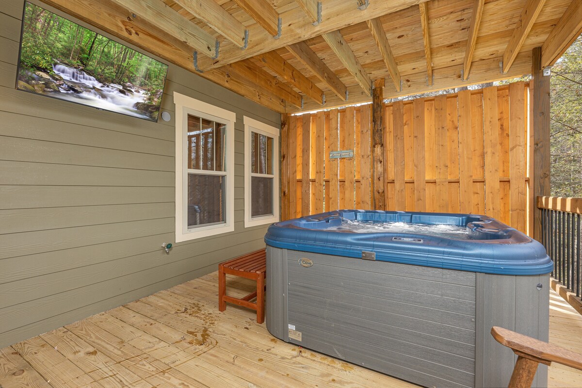 Photo 92 of 4BR, Indoor pool, game room, hot tub. Free attraction tickets!