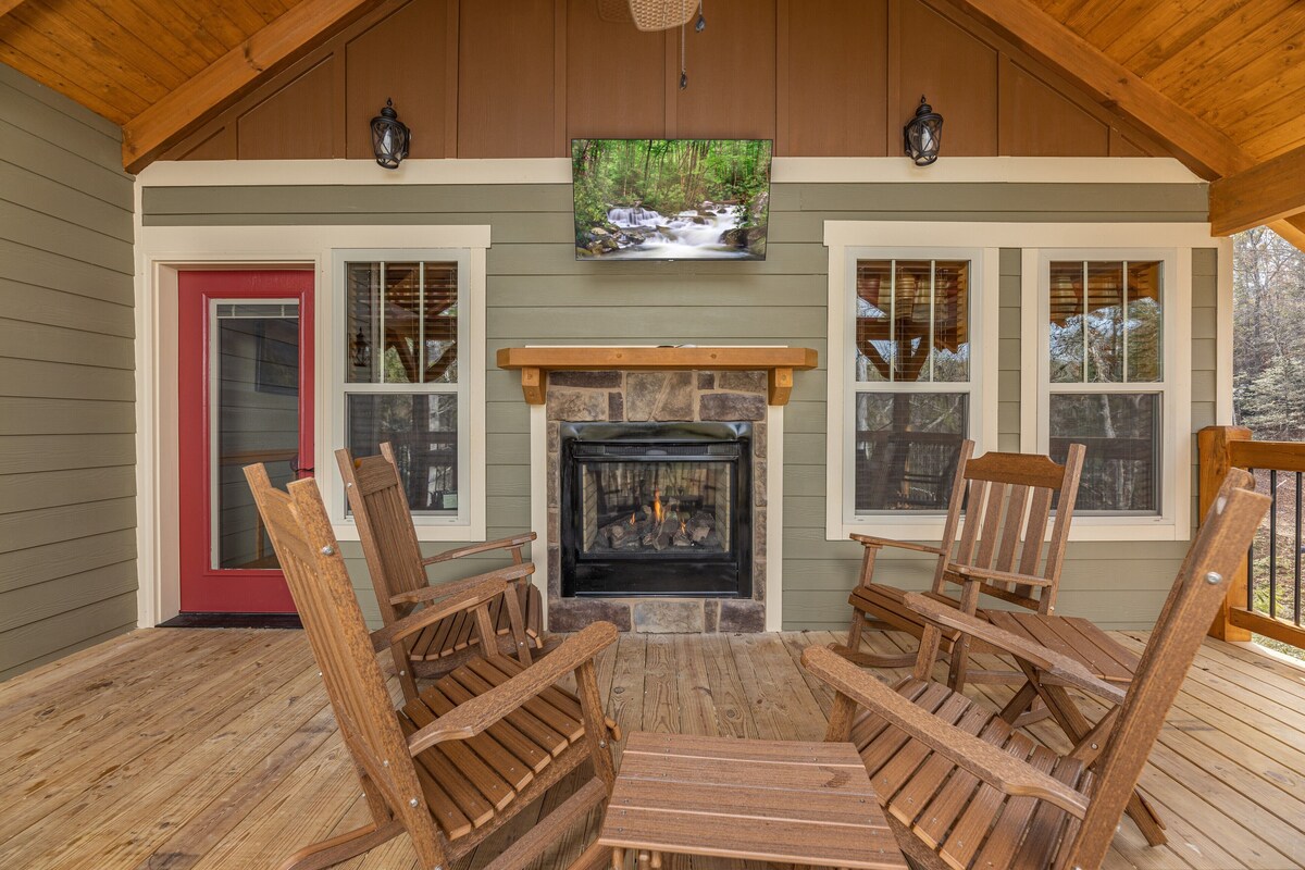 Photo 67 of 4BR, Indoor pool, game room, hot tub. Free attraction tickets!