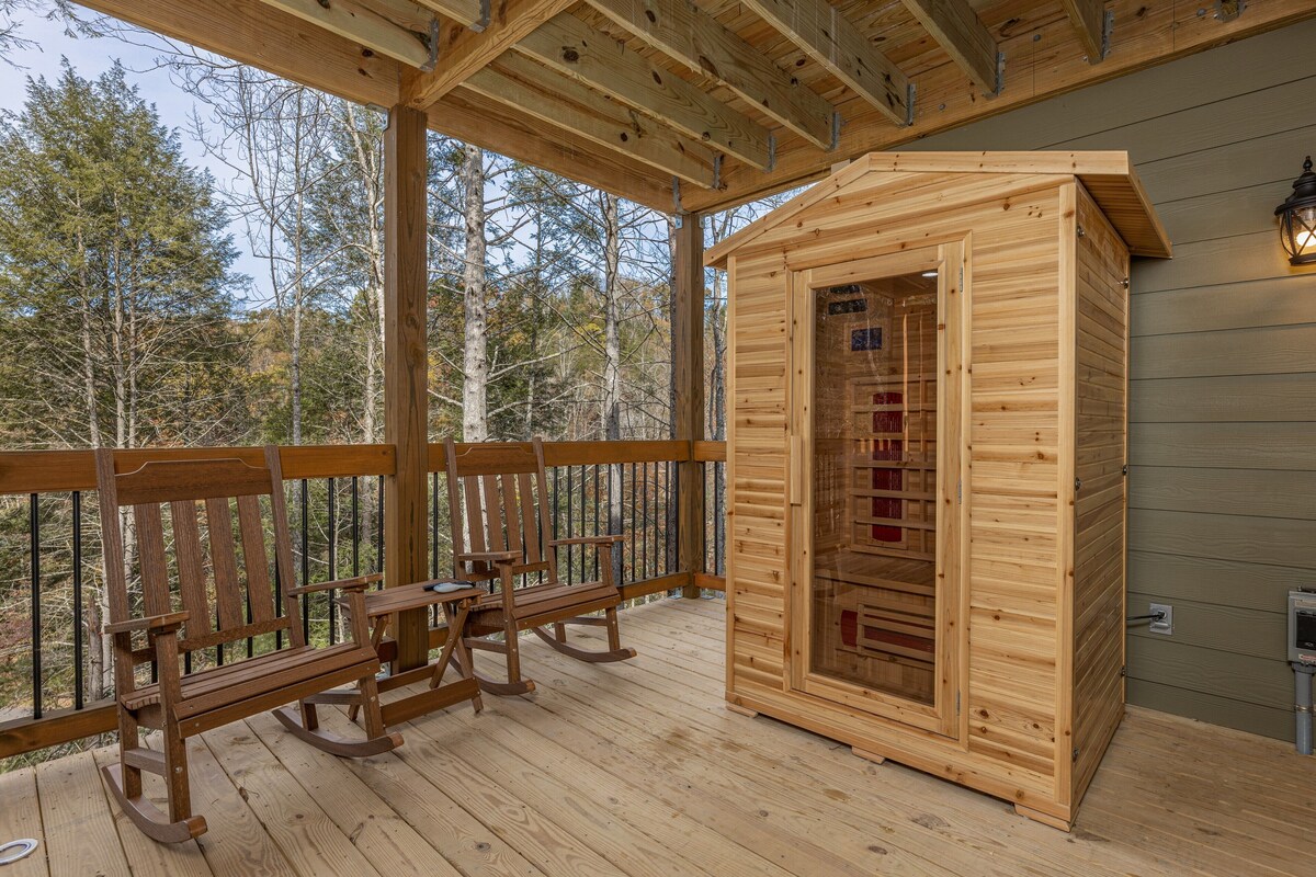 Photo 70 of 4BR, Indoor pool, game room, hot tub. Free attraction tickets!