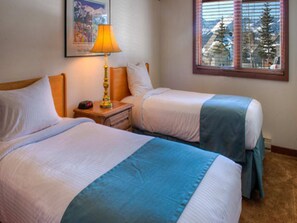 3 bedrooms, WiFi, bed sheets