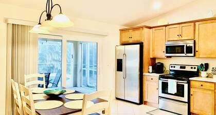 Coastal Cape Home w/Heated Pool-Sleeps 6