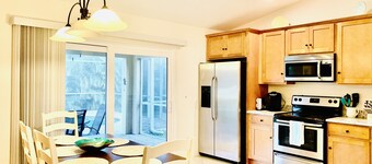 Coastal Cape Home w/Heated Pool-Sleeps 6