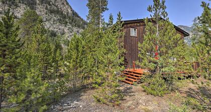 Walk to Town: Updated Frisco Cabin w/ 2 Decks!