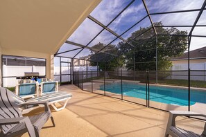 Outdoor pool - Lovely 4 Bedroom Home-Private Pool-Close to Disney-10% off for weekly stay (Davenport)