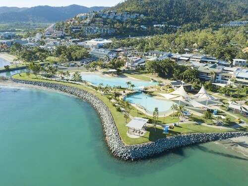 Airlie Sun & Sand Accommodation Studio 1